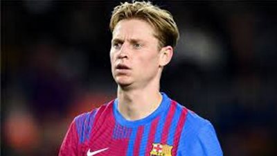 ليصبح الاعلى أجرا فى مانشستر يوناتيد.. برشلونة ينتظر العرض الاخير لضم دى يونج