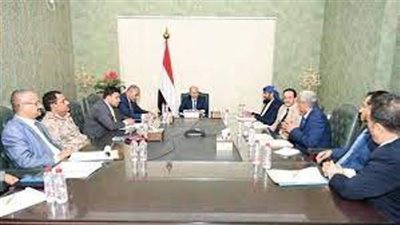 مجلس القيادة الرئاسي يواصل مناقشة مستجدات الاوضاع والاصلاحات الاقتصادية