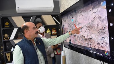 محافظ أسوان يرفع درجة الإستعداد بعد تحذيرات بعدم استقرار الطقس