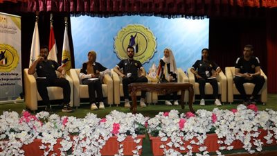 ختام البرنامج التدريبي التوعوي بالخطة الاستراتيجية لمكافحة الفساد بمعهد إعداد القادة