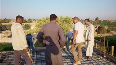 إيقاف أعمال تخشيب وإزالة أسوار بدون ترخيص بأبومناع غرب