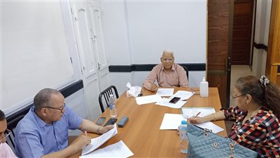 تفعيل منافذ التأمين الصحي الشامل بمستشفيات ووحدات الأقصر