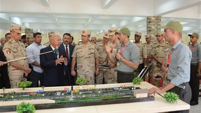 القوات المسلحة تحتفل بتخريج الدفعة الأولى فنيين المرشحين للعمل بالهيئة القومية لسكك حديد مصر بعد إتمام دورتهم التدريبية بالكلية العسكرية التكنولوجية