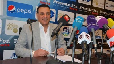 إستقالة عصام عبدالفتاح من رئاسة لجنة الحكام .. تعرف على السبب