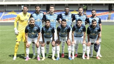 بيراميدز يُتمسك بـ