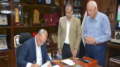 محافظ القليوبية يُقرر النزول بدرجات الحد الأدنى لتنسيق القبول بالمدارس الفنية بنوعياتها