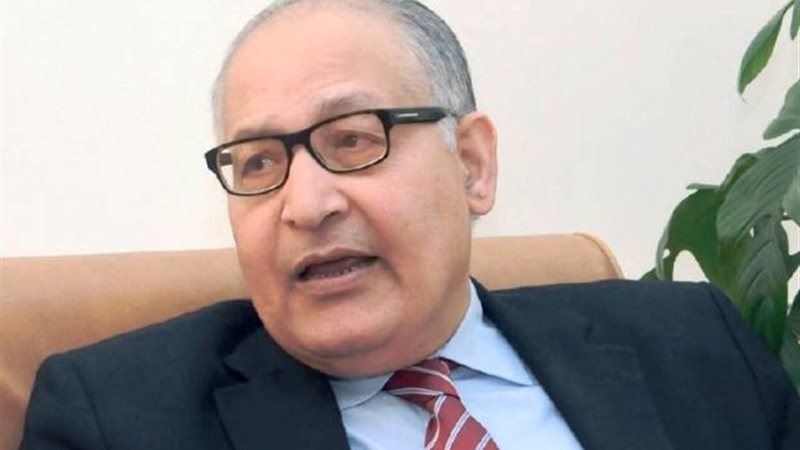 السفير عزت سعد