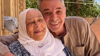 الموت يفجع الفنان محمود حميدة