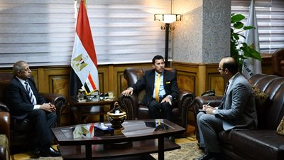 وزير الشباب والرياضة يبحث التعاون مع رئيس الأكاديمية العربية للعلوم والتكنولوجيا والنقل البحري