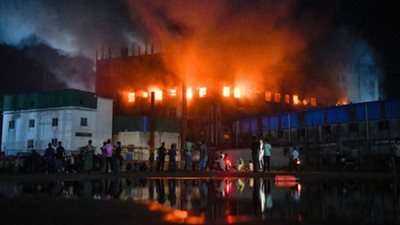 مقتل 6 إثر اندلاع حريق في مصنع للبلاستيك ببنجلاديش