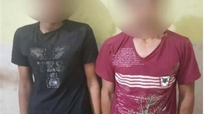 طعنة سكين .. الأمن يكشف تفاصيل مقتل سائق توك توك بالمنيا على يد زميليه بقنا