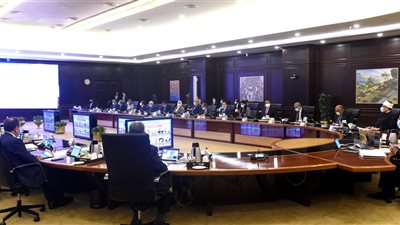 مجلس الوزراء يستعرض استراتيجية الحد من استخدام الأكياس البلاستيكية أحادية الاستخدام