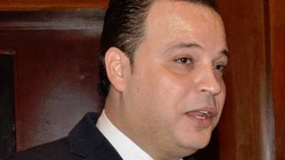 تكريم الفنان تامر عبدالمنعم بالمهرجان الدولي للتعليم والثقافة