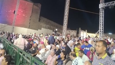 زحام جماهيري ثاني ليالي مهرجان القلعة للموسيقى والغناء