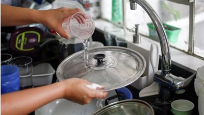 تهدد الصحة.. علماء يبتكرون حلا لتدمير مواد كيميائية تتواجد في الأدوات المنزلية