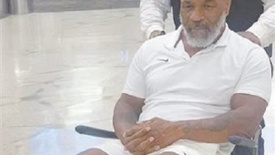 صورة تايسون تثير التساؤلات حول حالته الصحية