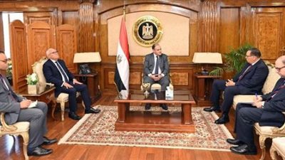 وزير التجارة يستقبل محافظي بورسعيد والشرقية لاستعراض سبل تعزيز فرص الاستثمار الصناعي
