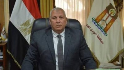 الزملوط يشهد انتاج ٦ آلاف نخلة و٤٠ صوبة بوقف الشرعية بالداخلة