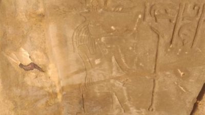 ضبط شخص ادعى عثوره على قطع أثرية للنصب على المواطنين