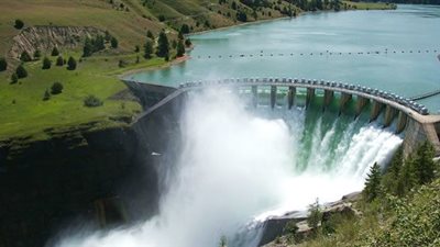 بناء السدود الكهرومائية يهدد النظام البيئي في غابات الأمازون المطيرة