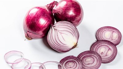 هل توجد علاقة بين البصل ونسبة السكر في الدم .. دراسة تكشف
