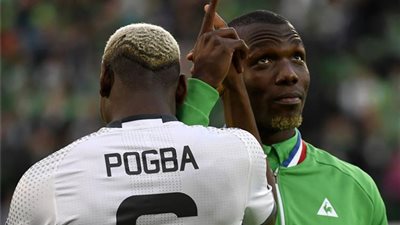 مقدم لـ13 مليون.. بوجبا يدفع 100 ألف يورو تحت تهديد السلاح