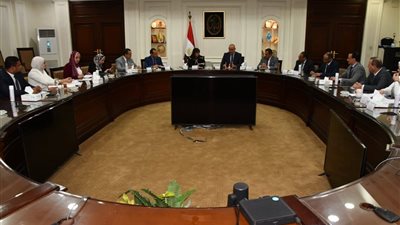 وزير الإسكان :طرح 8 مراحل بمشروع 