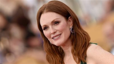 جوليان مور في المؤتمر الافتتاحي لمهرجان فينيسيا السينمائي