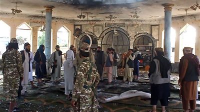 قتلى بينهم قيادي في طالبان بانفجار مسجد