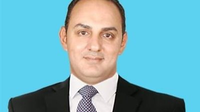 خبير اقتصادي يحذر من تداول شائعات اختفاء السلع لرفع الأسعار