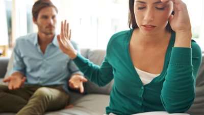 يقلل الشجار بين الزوجين.. تمرين مدته 7 دقائق