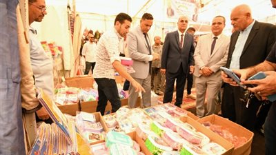 محافظ الدقهلية يفتتح معرض 