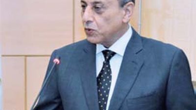 وزير الطيران يضع رؤية واضحة المعالم لمنظومة النقل الجوي
