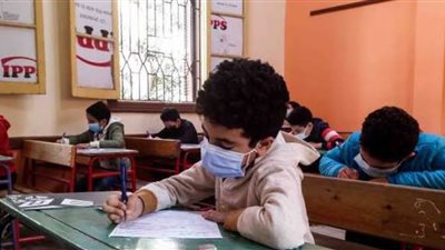 تعليم القليوبية تحظر تغيير الزي المدرسي القديم