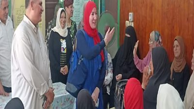 مدير تعليم القناطر الخيرية تتابع تنفيذ تدريب برنامج 