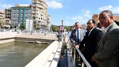 رئيس الوزراء يتفقد أعمال تطوير منطقة السواقي بمدينة الفيوم