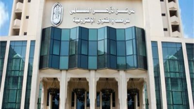مركز الأزهر للفتوى: الزوجة الصالحة حافظة لأسرار زوجها ولا تفصح بها لأحد