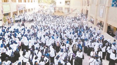 هل يعود دور المدرسة من جديد؟!
