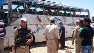 إصابة 49 شخصا إثر انقلاب أتوبيس بطريق رأس غارب الغردقة