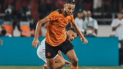 السوبر الأفريقي .. نهضة بركان يتقدم على الوداد بهدف فى الشوط الاول