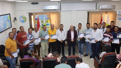 مياه أسيوط تكرم ٥٦ موظف من المتميزين في اختبارات المسار الوظيفي