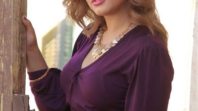 سبتيني يا أغلي الناس.. رسالة مؤثرة من ندي بهجت بعد وفاة والدتها