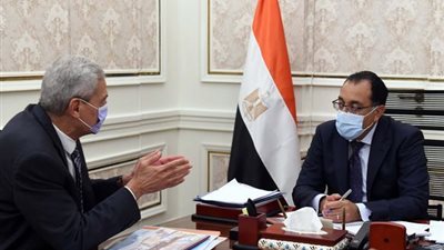 رئيس الوزراء يتابع عددا من ملفات عمل هيئة الشراء الموحد