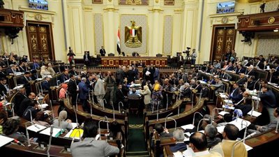 استبعاد تقديم رئيس الحكومة برنامجا لسياست حكومته لمجلس النواب