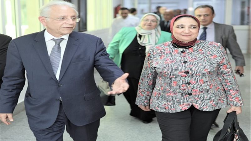 الدكتور احمد كيلاني