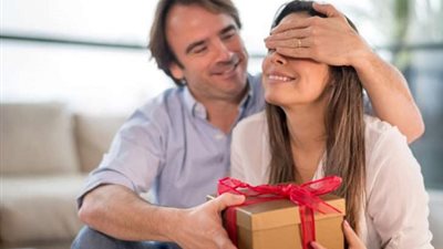 كيف تحتفل بيوم تقدير الزوجة