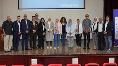 الشباب يطرحون 16 مبادرة مجتمعية ضمن مشروع تكافؤ الفرص..صور