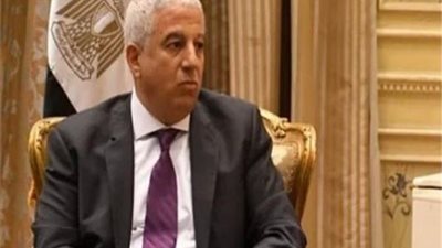 رئيس خارجية النواب الازمات العالمية فرصا لتعزيز الاستثمارات