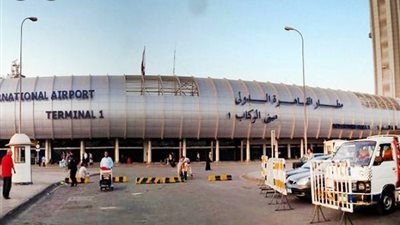مطار القاهرة يشهد سفر ووصول 60 الف راكبا