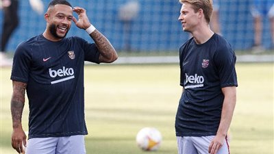 برشلونة يعلن تفاصيل إصابة نجمي الفريق